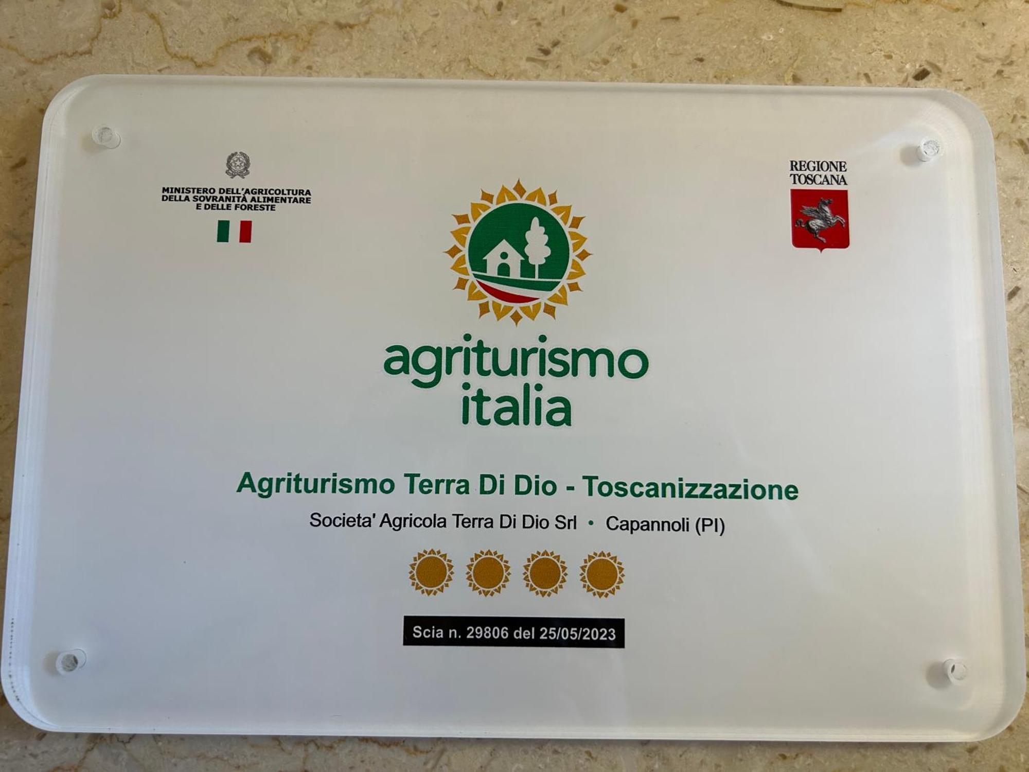 Agriturismo Terra Di Dio Toscanizzazione Villa Capannoli Bagian luar foto